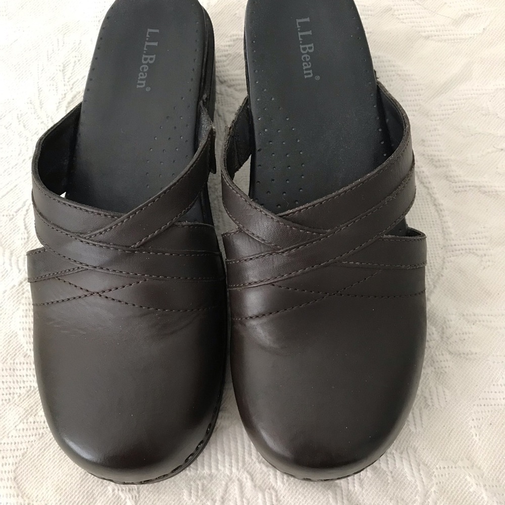 LL Bean clogs - Picture 4 of 7